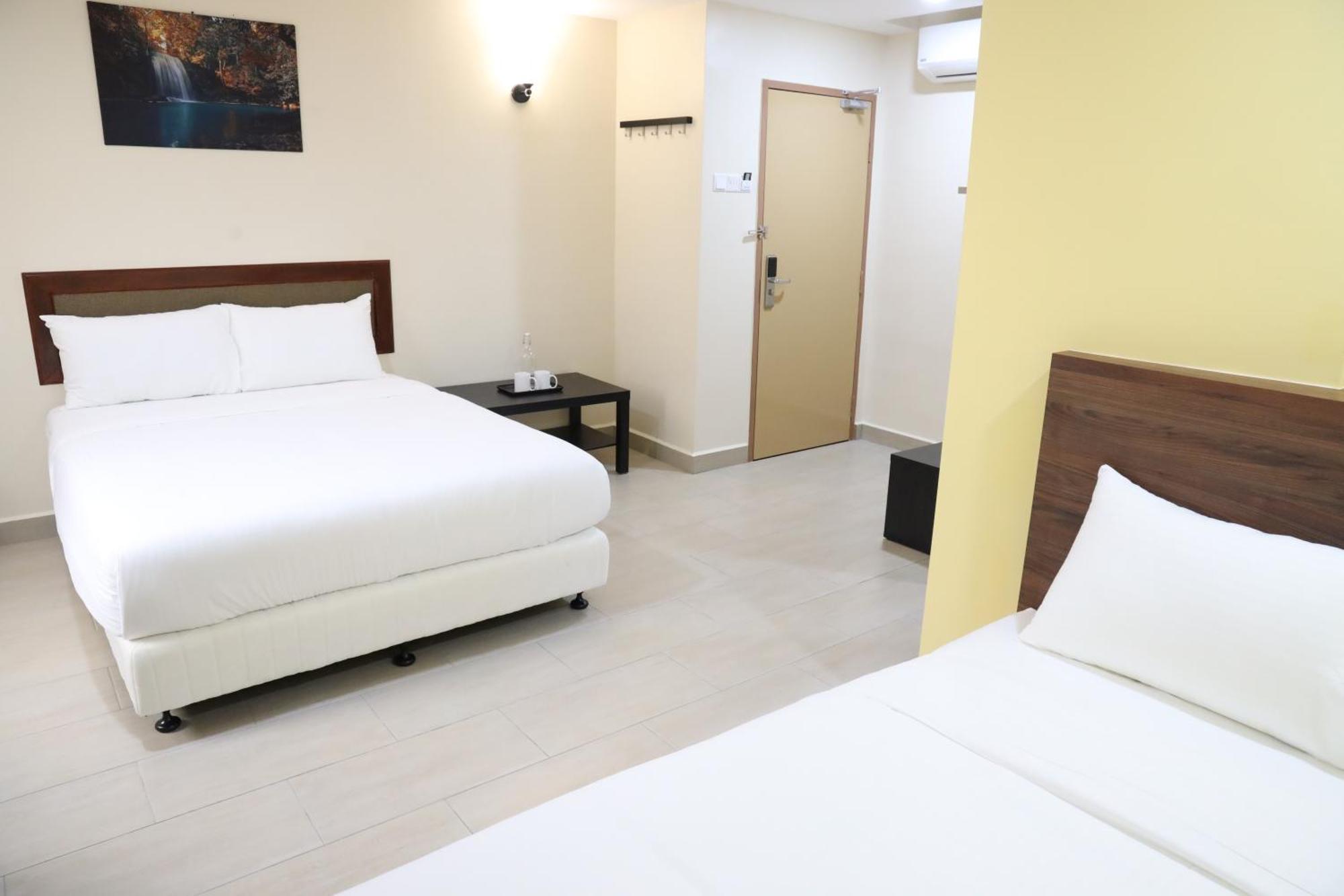 Capital O 90897 Island City Hotel George Town Eksteriør billede