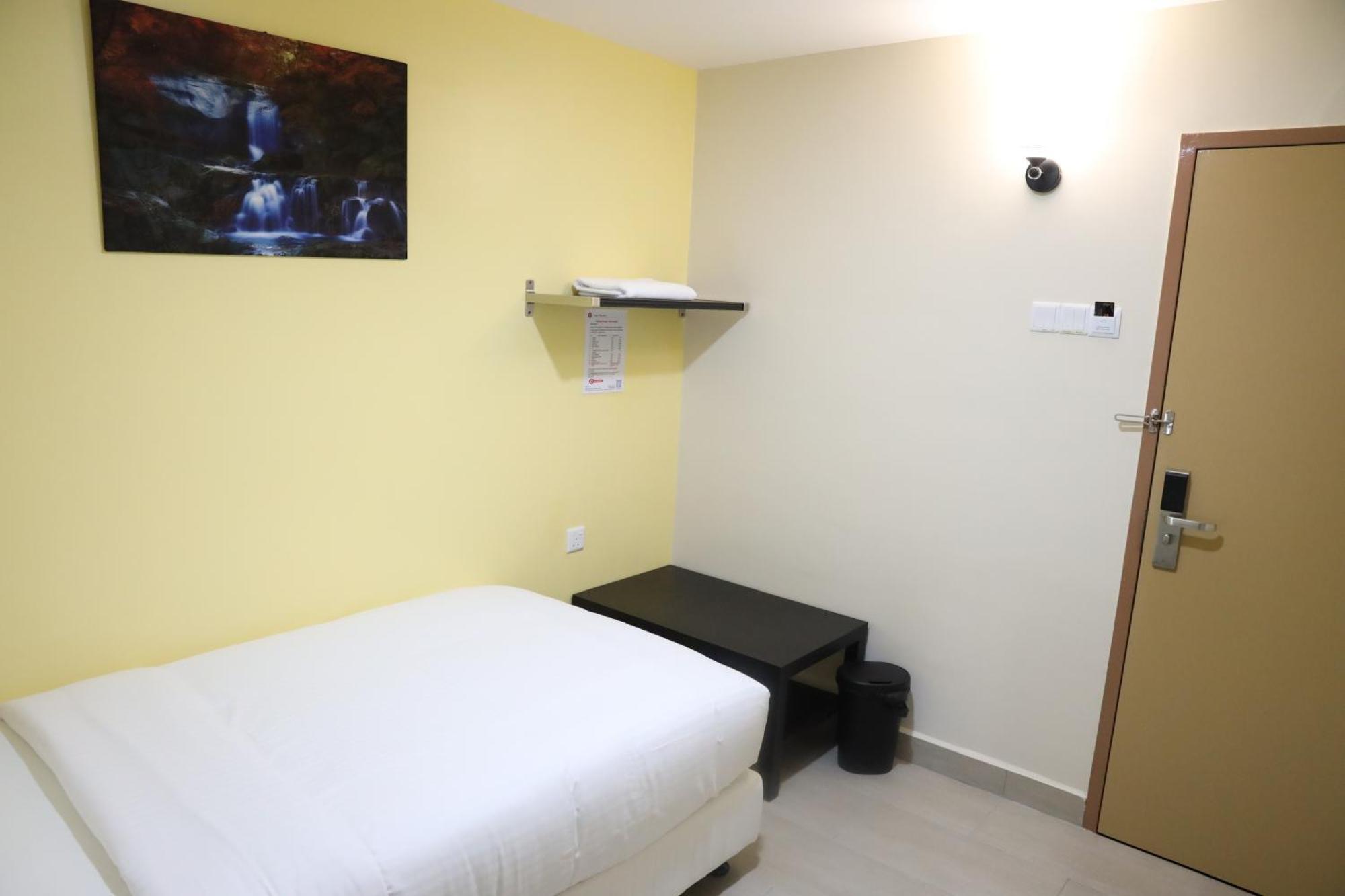 Capital O 90897 Island City Hotel George Town Eksteriør billede