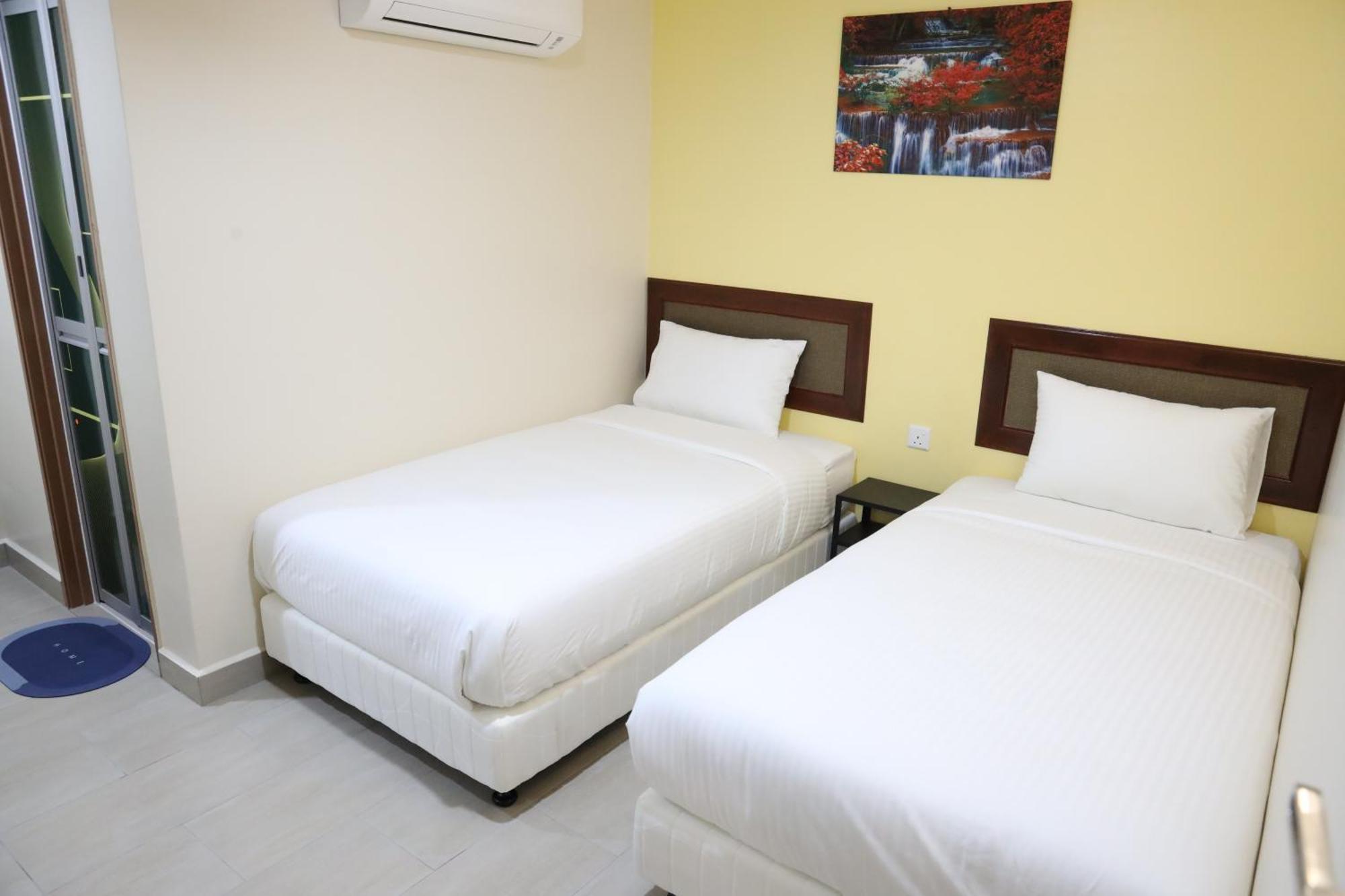 Capital O 90897 Island City Hotel George Town Eksteriør billede