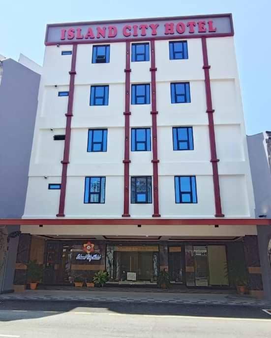 Capital O 90897 Island City Hotel George Town Eksteriør billede
